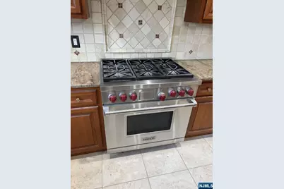 124 Coopers Lane, River Vale Township, NJ 07675 - Photo 12