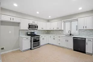 132 Clinton Pl, East Rutherford, NJ 07073 - Photo 8