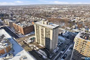 125 Prospect Ave 8D, Hackensack, NJ 07601 - Photo 2