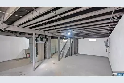 344 Maplewood Avenue, Clifton, NJ 07013 - Photo 18