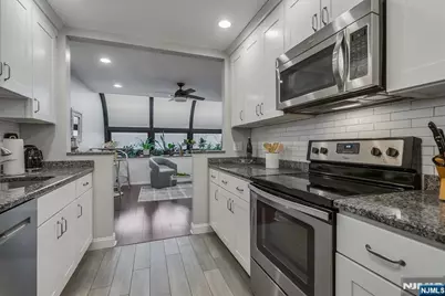 9 Cerone Court, West Orange Township, NJ 07052 - Photo 10