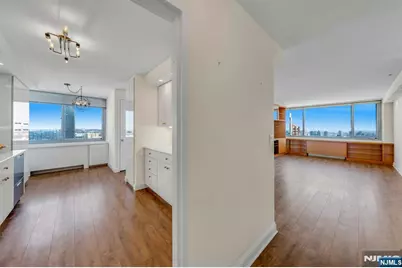 1600 Parker Avenue 29C #29C, Fort Lee, NJ 07024 - Photo 12