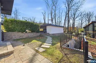 27 Suffolk Ln, Tenafly, NJ 07670 - Photo 14