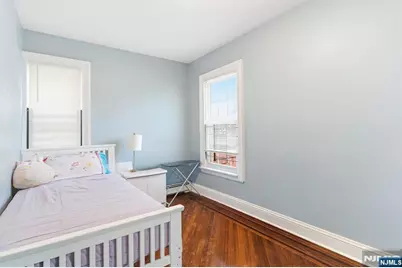 328 Hawthorne Street, Orange, NJ 07050 - Photo 14