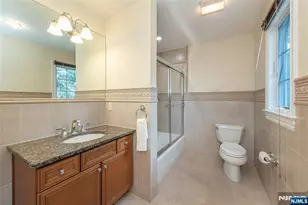 6 Merrimack Ct, Paramus, NJ 07652 - Photo 18