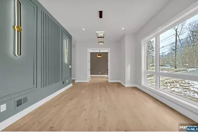 5 Locust Place, Livingston, NJ 07039 - Photo 6