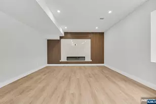 5 Locust Pl, Livingston, NJ 07039 - Photo 30