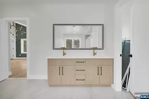 5 Locust Pl, Livingston, NJ 07039 - Photo 22