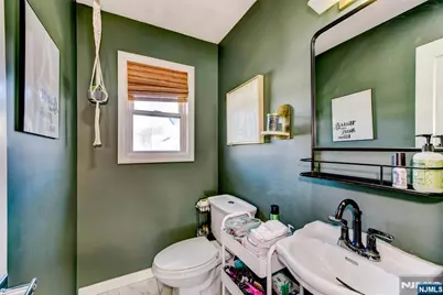 86 Burnside Place, Wanaque, NJ 07420 - Photo 26