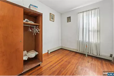 22 Arthur Street, Clifton, NJ 07011 - Photo 12