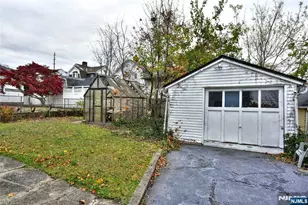 417 Franklin Ave, Hasbrouck Heights, NJ 07604 - Photo 28