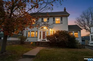 417 Franklin Ave, Hasbrouck Heights, NJ 07604 - Photo 2