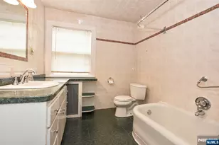 417 Franklin Ave, Hasbrouck Heights, NJ 07604 - Photo 22