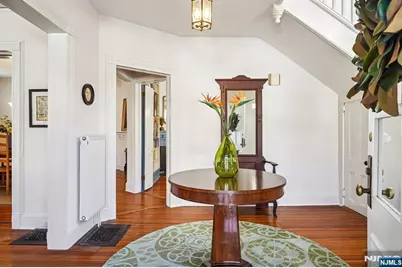 200 Inwood Avenue, Montclair, NJ 07043 - Photo 4