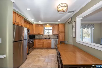 51 Carlisle Road, Wayne, NJ 07470 - Photo 10