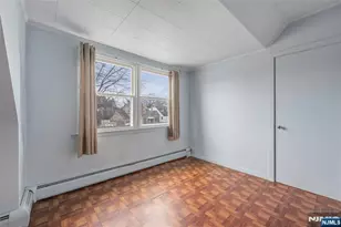 27-10 Urban Pl, Fair Lawn, NJ 07410 - Photo 18