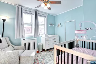 112 Diamond Bridge Avenue, Hawthorne, NJ 07506 - Photo 14
