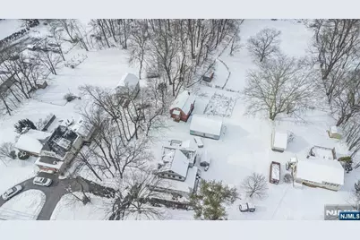 573 Wyckoff Avenue, Mahwah, NJ 07430 - Photo 26