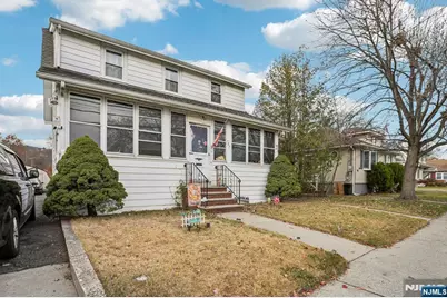 762 Lafayette Avenue, Hawthorne, NJ 07506 - Photo 2