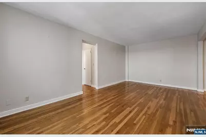 8300 Boulevard East 4D #4D, North Bergen, NJ 07047 - Photo 12