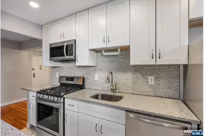 8300 Boulevard East 4D #4D, North Bergen, NJ 07047 - Photo 6