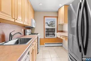 1628 Valley Street 2A, Fort Lee, NJ 07024 - Photo 8