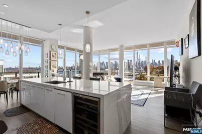1200 Avenue Port Imp 705 #705, Weehawken, NJ 07086 - Photo 2
