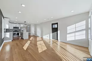 747 S 11th St, Newark, NJ 07103 - Photo 6