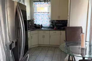 46 Lenox Ave, Irvington, NJ 07111 - Photo 6