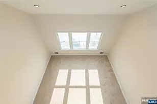 45 Royal Ave 36, Hawthorne, NJ 07506 - Photo 22