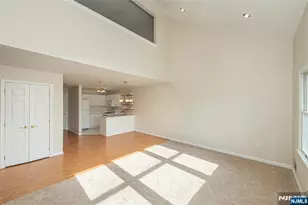 45 Royal Ave 36, Hawthorne, NJ 07506 - Photo 2