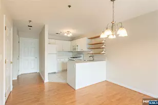 45 Royal Ave 36, Hawthorne, NJ 07506 - Photo 12