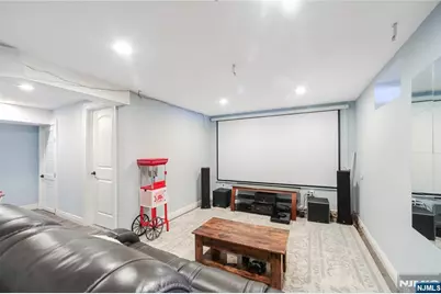 175 Valley Road, River Edge, NJ 07661 - Photo 22
