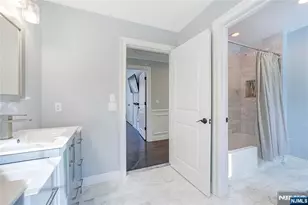 175 Valley Rd, River Edge, NJ 07661 - Photo 18