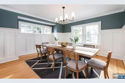 25 Melrose Place, Montclair, NJ 07042 - Photo 12