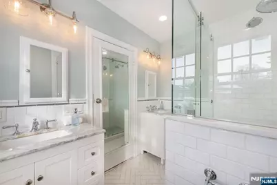 25 Melrose Place, Montclair, NJ 07042 - Photo 24
