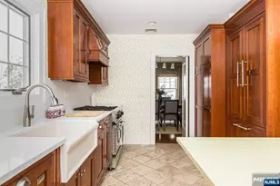 256 Forest Ave, Glen Ridge, NJ 07028 - Photo 24