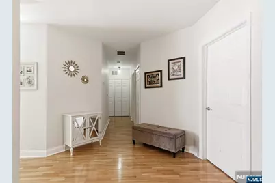 216 The Promenade, Edgewater, NJ 07020 - Photo 22