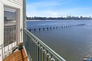 216 The Promenade, Edgewater, NJ 07020 - Photo 2