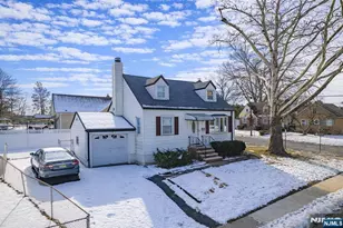 32-06 Rosalie St, Fair Lawn, NJ 07410 - Photo 2