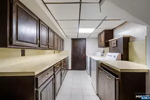 32-06 Rosalie St, Fair Lawn, NJ 07410 - Photo 20