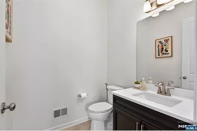 165 Roosevelt Drive, Wood Ridge, NJ 07075 - Photo 26