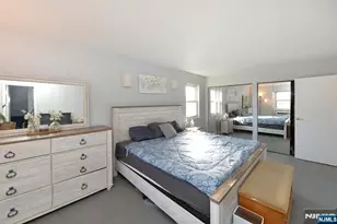 100 Pierson Miller E4, Pompton Lakes, NJ 07442 - Photo 8
