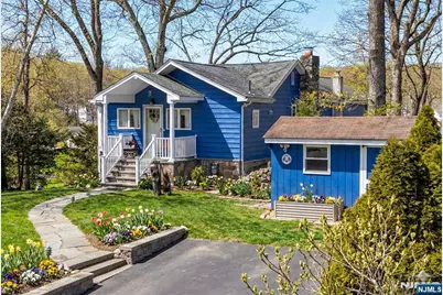 7 Birch Road, Bloomingdale, NJ 07403 - Photo 1