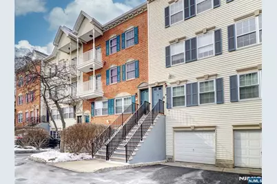 42 Krueger Court 1305 #1305, Newark, NJ 07103 - Photo 2