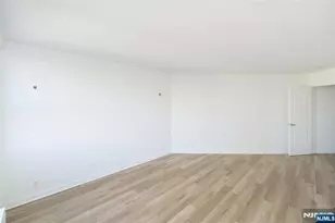 7002 Blvd East 21B, Guttenberg, NJ 07093 - Photo 12