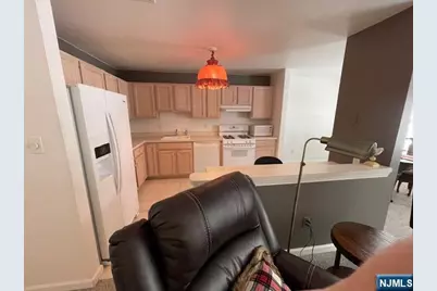 35 Chanda Court D035 #D035, Clifton, NJ 07012 - Photo 6