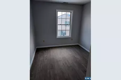 648 S 15th Street, Newark, NJ 07103 - Photo 8