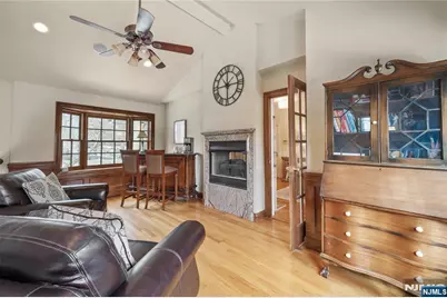 225 Hillside Avenue, Nutley, NJ 07110 - Photo 30