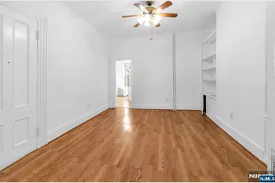564 Hudson Avenue, Weehawken, NJ 07086 - Photo 6